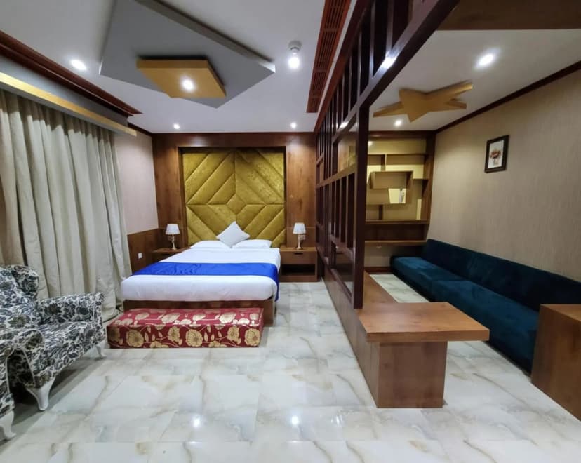 Camphor Hotel