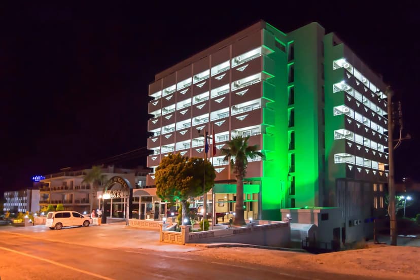 Green Gold Hotel