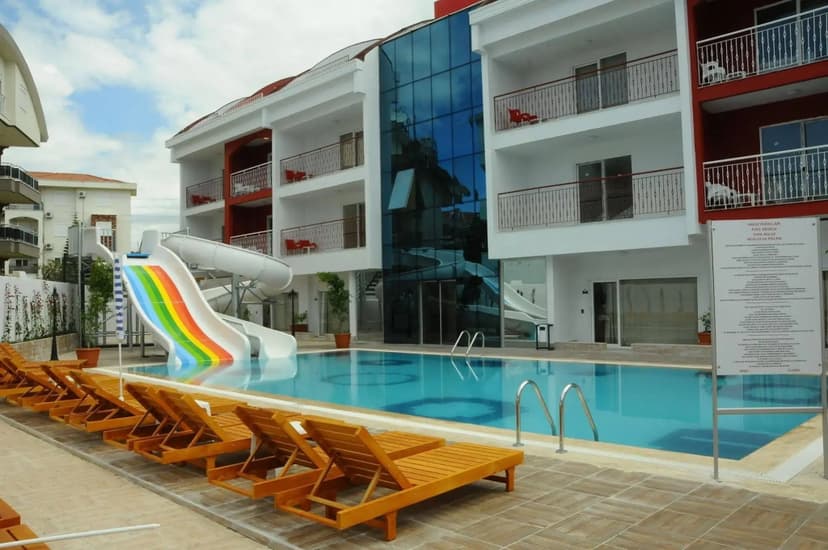Side Legend Hotel