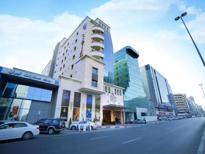 Raviz Center Point Hotel