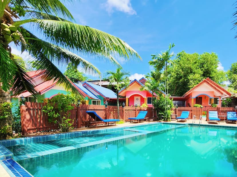 Курортный отель Phaithong Sotel Resort