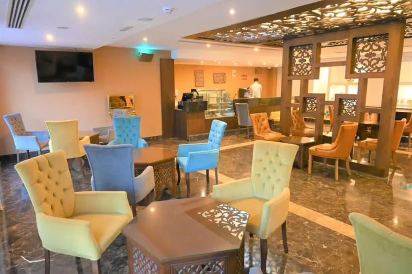 Crystal Plaza Al Majaz Hotel