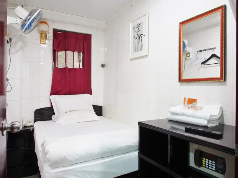 Paris Guest House