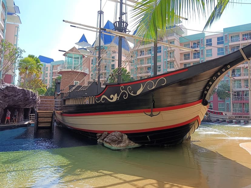 Апартаменты Grande Caribbean Condo