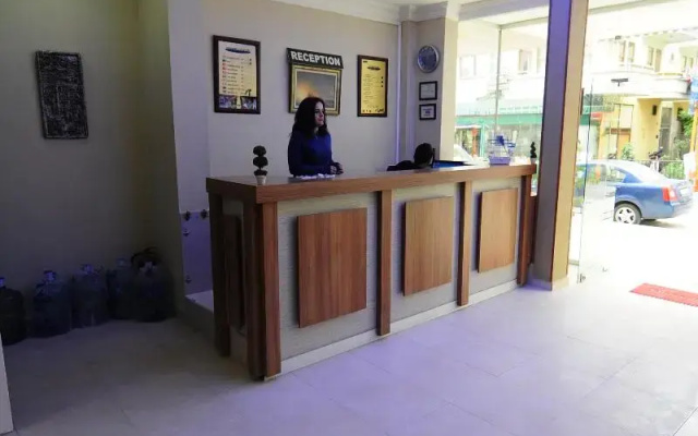 Lemoral Apart Otel