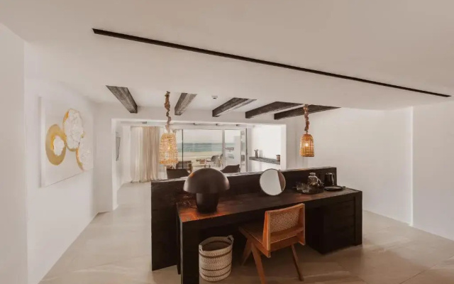 Kaliva Suites