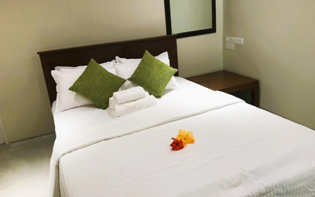 Ceylon Kingsmen Garden Hotel