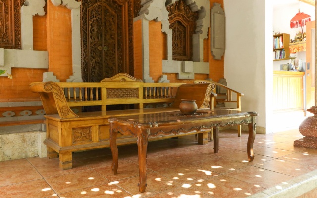 Legian Mas Beach Inn