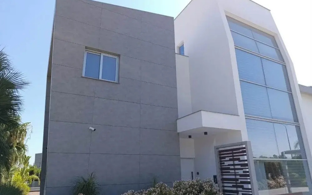 Cove Seaview Villas