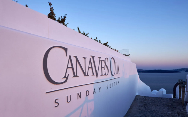 Canaves Oia Sunday Suites