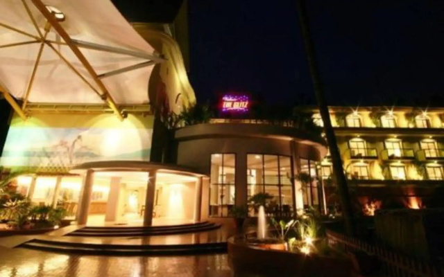 Neelams The Glitz