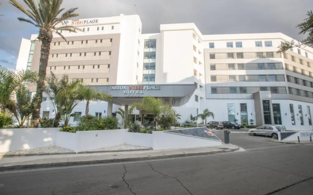 Vassos Nissi Plage Hotel & Spa