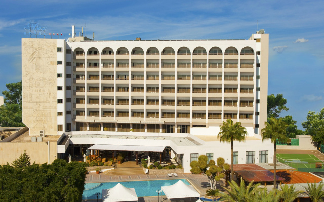 Ajax Hotel