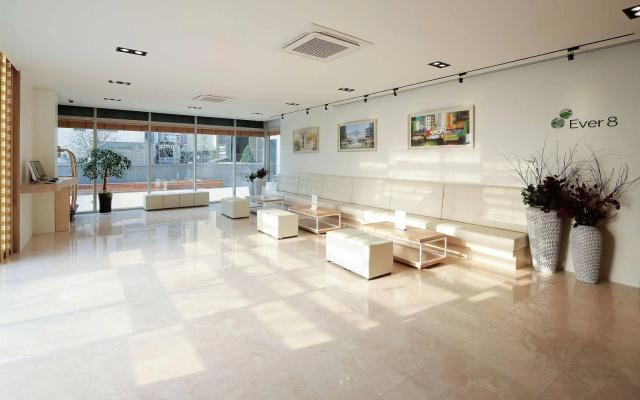 Shinchon Ever8 Serviced Residence