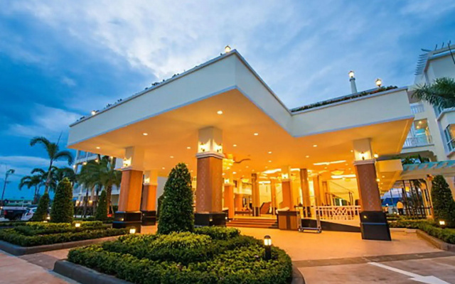Krabi Front Bay Resort