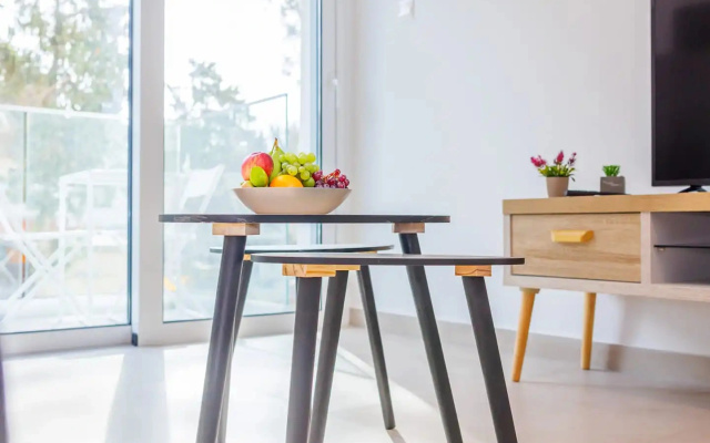 Be & Bee Apartments