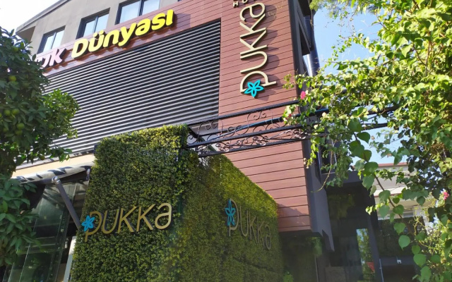 Pukka Boutique Hotel