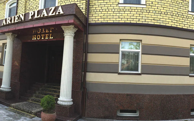 Отель Arien Plaza