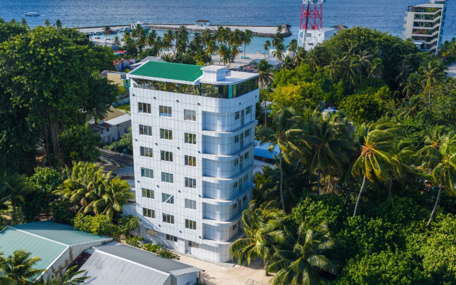Отель Nest by Hawks Kamadhoo Baa Atoll
